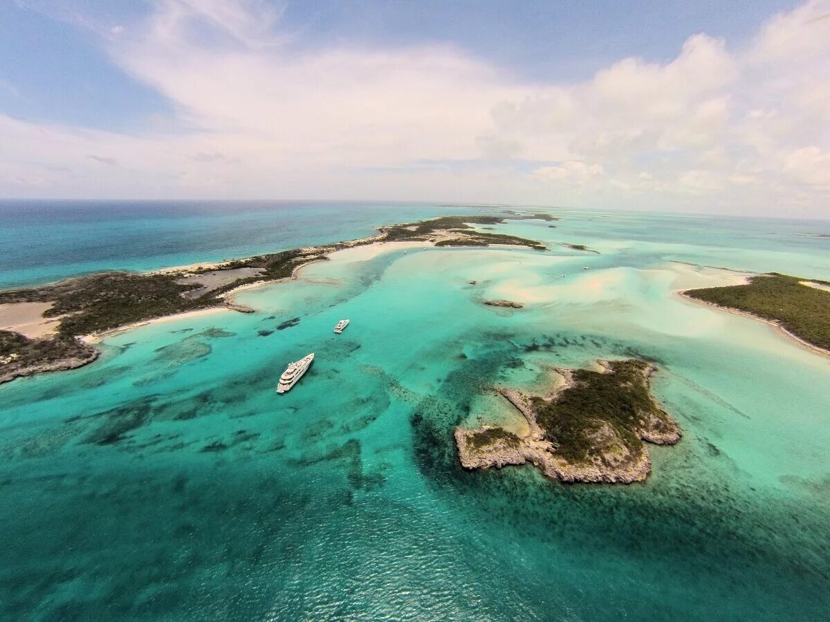 Bahamas islands. Багамские острова остров Эксума. Багамское мелководье, Багамы. Архипелаг Эксума. Остров Уильямс Багамы.