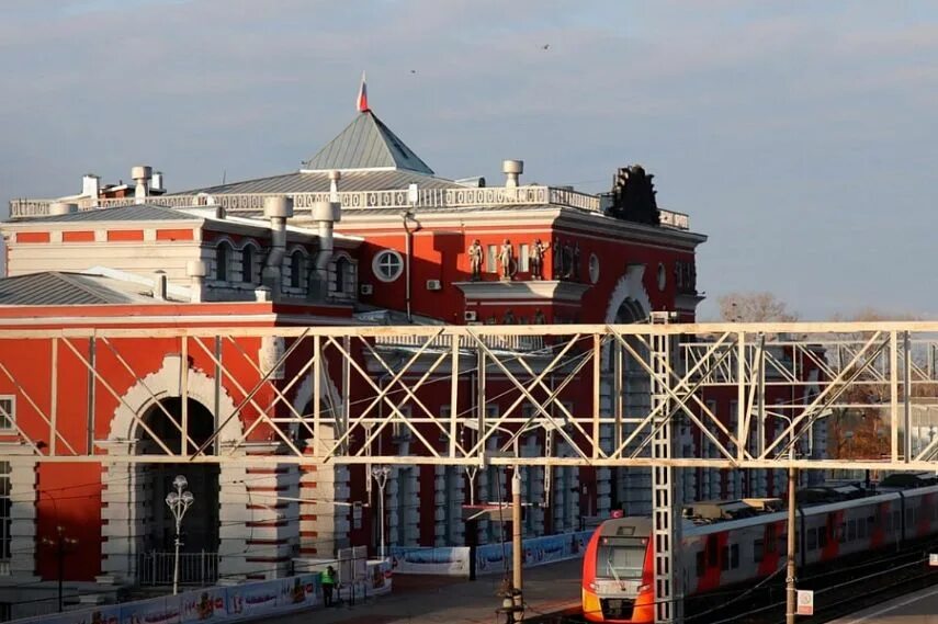 Электричка курск. Поезд москва курск. Поезд на железногорск курская область. Электричка льгов орел. Поезд 141 москва льгов.