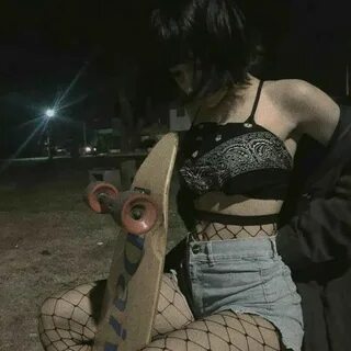 6arely human- Hands up ! ft.kets4eki 