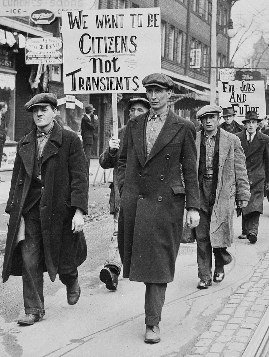 Великая депрессия 1930 годов. Великая депрессия в сша 1929-1933. сша 1930 великая депрессия. великая депрессия в великобритании 1929-1933. 1930 америка великая депрессия.