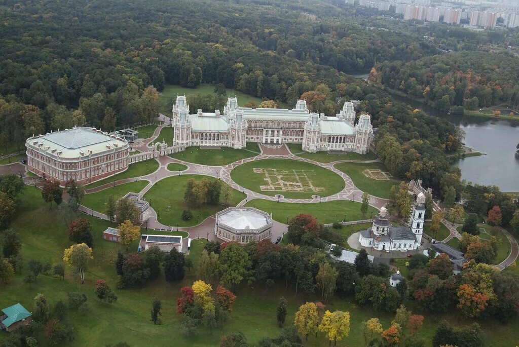 архитектурно художественный ансамбль. дворец в царицыно баженов. архитектурно художественный ансамбль. парк музей царицыно. дворец кусково.