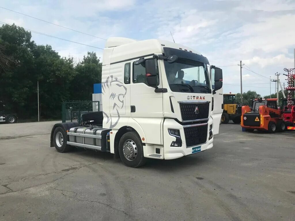 Ситрак 2023 года тягач. Sitrak c7h max 6x4 синий белый. Тягач c7h 6x4, zz4256v364he. Ситрак c7h max. Sitrak c7h тягач c7h max.