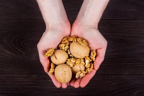 Чем оттереть руки от грецкого ореха