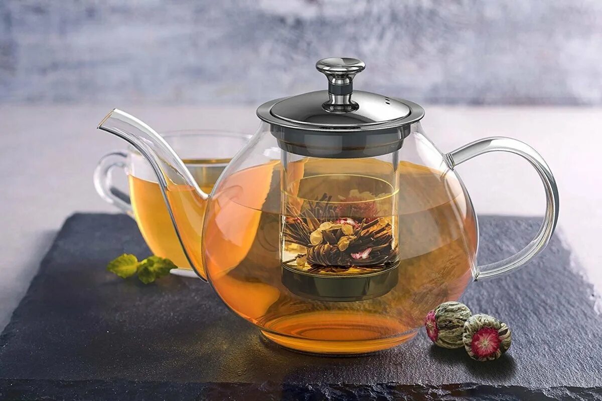 Чай заварочный рецепты. Заварник для чая. Заварной чайник. Чай в заварнике. Чай в чайнике.