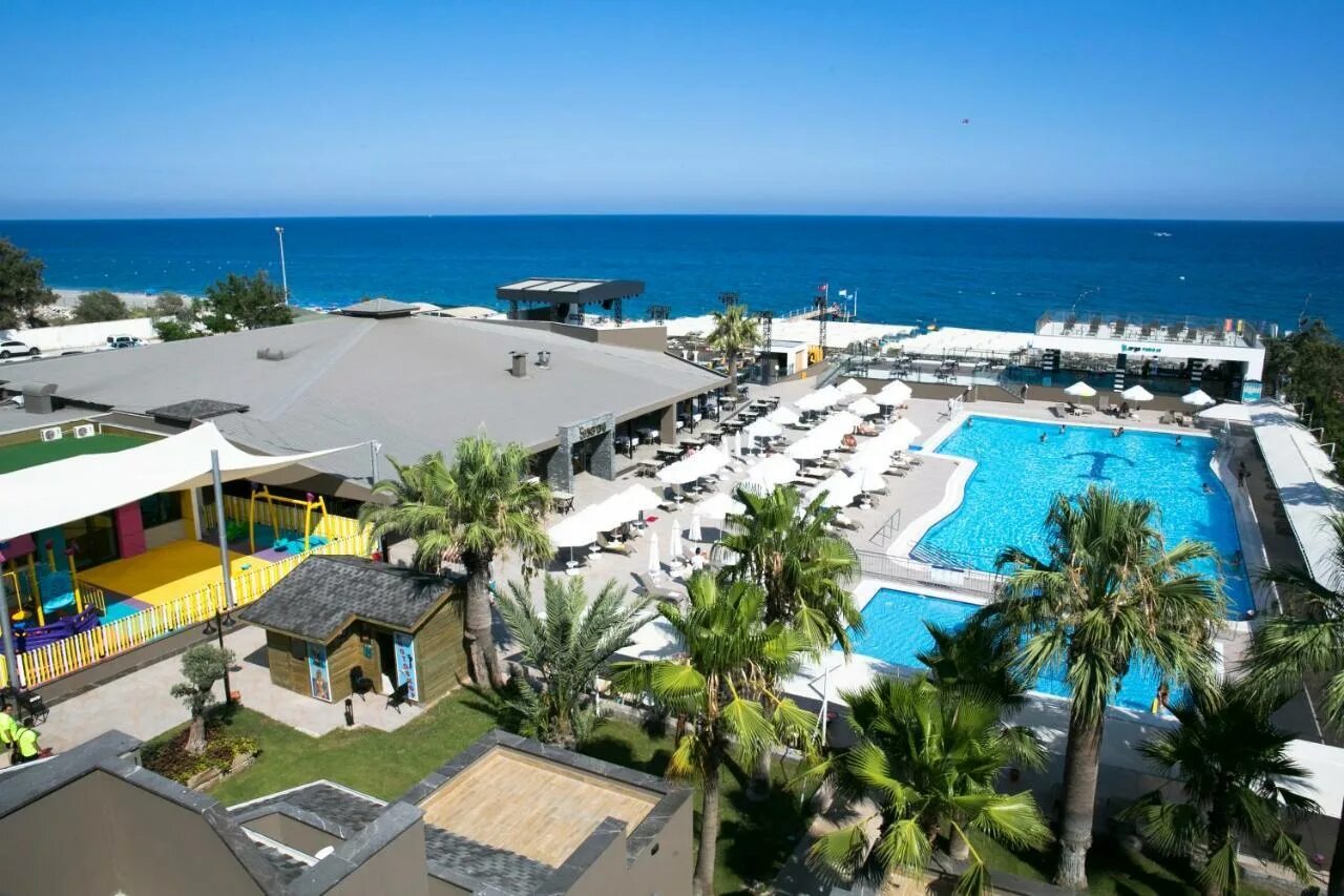 Sailors beach club 5 кемер. Sailors beach кемер 5. Sailors beach кемер 5. Сейлорс турция кемер. Сайлорс бич клаб отель кириш 5 звезд.