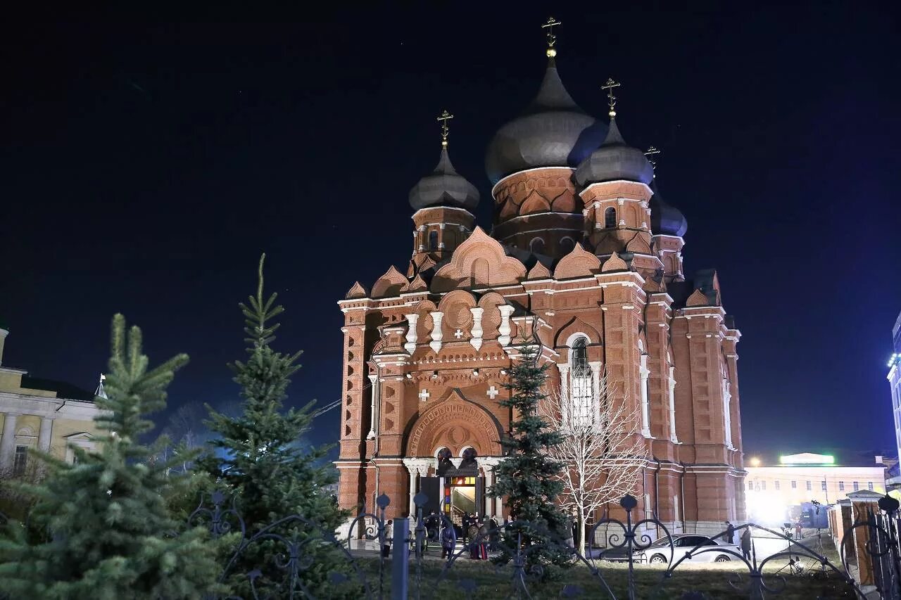 Успенская церковь (тула). Успенский храм тула. Кафедральный собор успения пресвятой богородицы тула. Успенский собор в туле на площади. Церковь успения пресвятой богородицы.