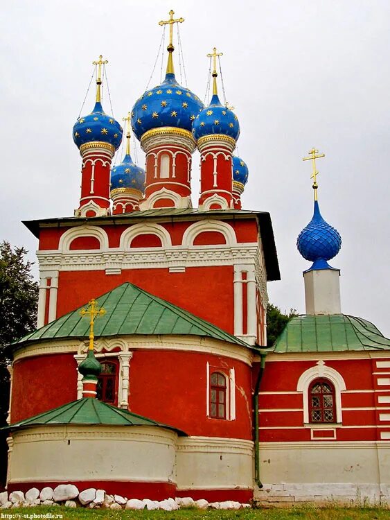 Углич церковь царевича димитрия. Храм димитрия на крови в угличе. церковь царевича димитрия углич. углич храм дмитрия на крови. церковь царевича дмитрия на крови углич.