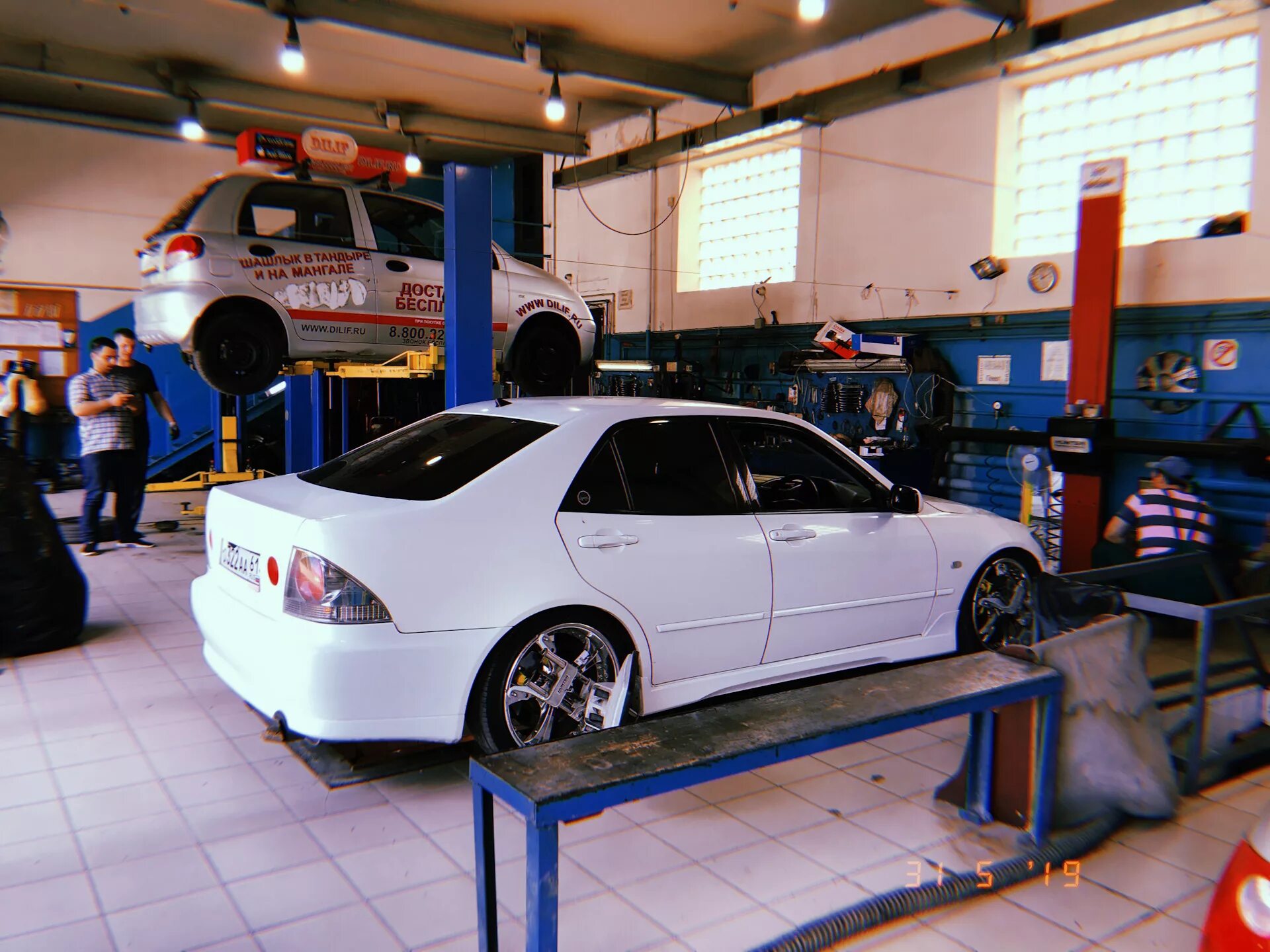 Шины тойота алтезза. Toyota Altezza Workshop. SSR 1 на Алтезза. Minerva SSR Altezza. Custom r17 Wheel Toyota Altezza.