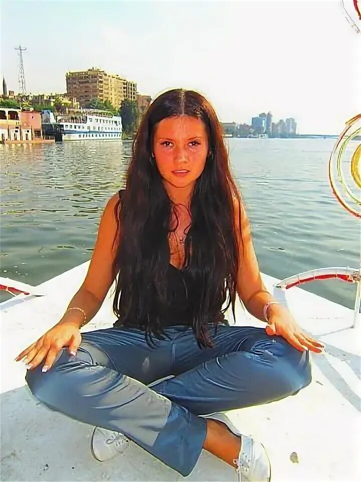 Мона уфа. Салон моне. Монэ метрополис. Блеск плюс уфа парикмахерская. Mein name ist tatiana.