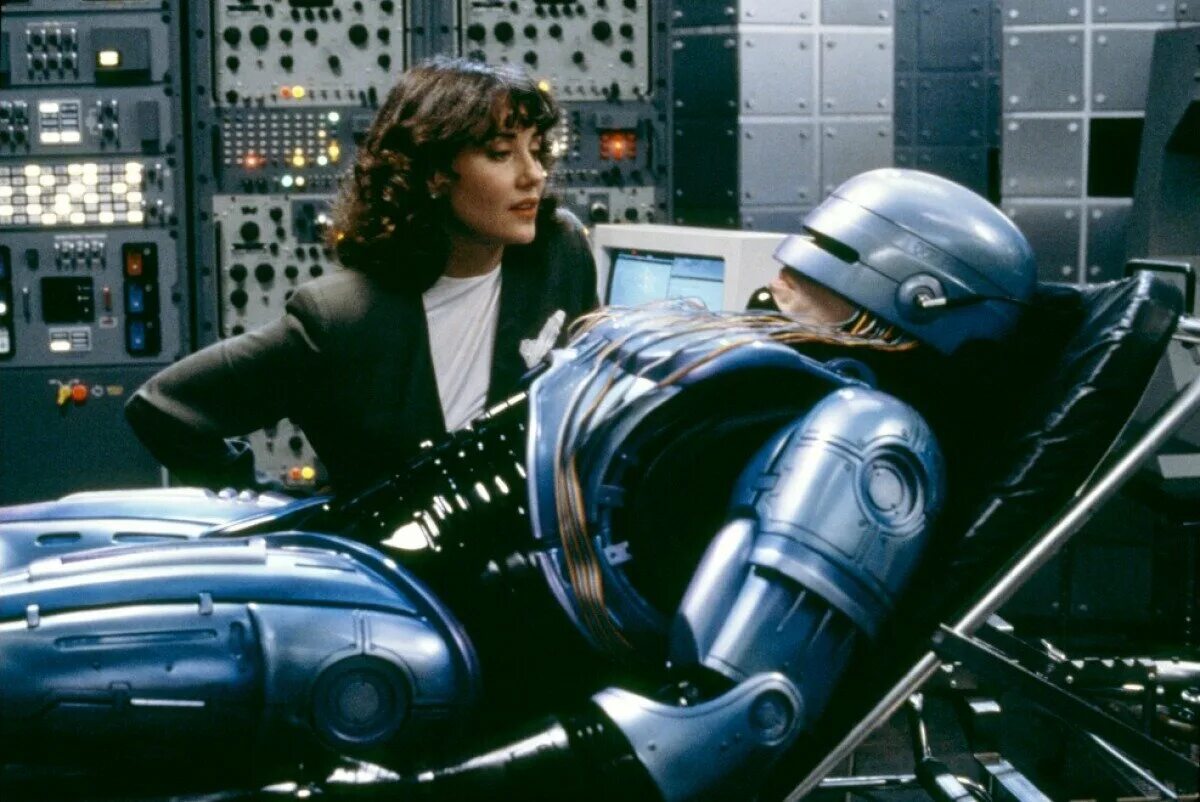 Робокоп 2 1990. Робокоп 2 Robocop 2 (1990). Робот 1990