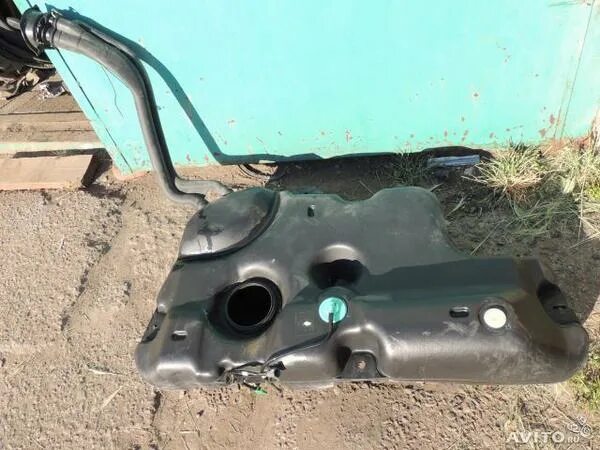 не закрывается бензобак рено. защелка лючка бензобака прадо 150. рено сценик лючок бензобака. не закрывается бензобак рено. люк бензобака рено логан 2014 года.