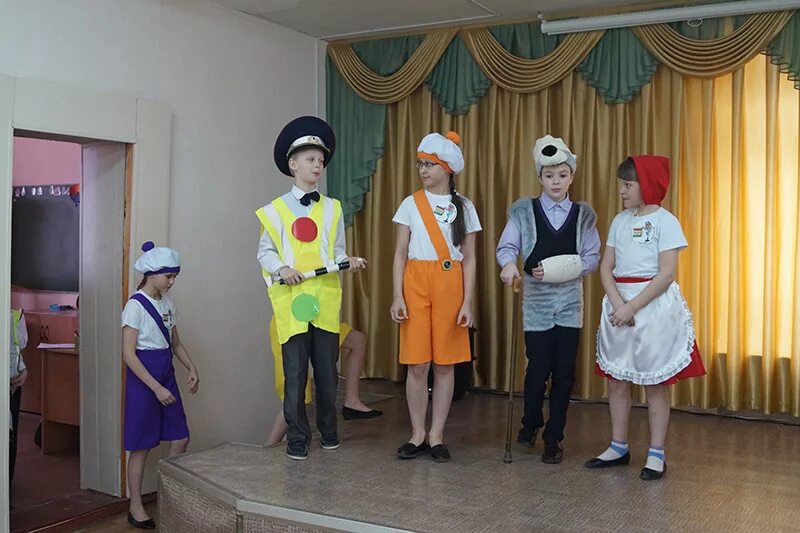 Сценарии выступления агитбригад юид. Агитбригада юид. агитбригада дети. агитбригада к 23 февраля.