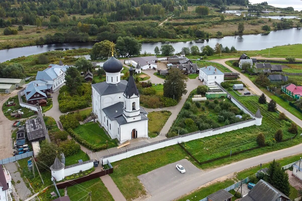 Сайт вознесенского монастыря. Вознесенский оршин монастырь. Вознесенский оршин женский монастырь Тверская область. Оршин монастырь Тверь осень.