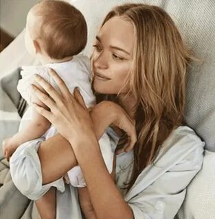 Mommy loves baby