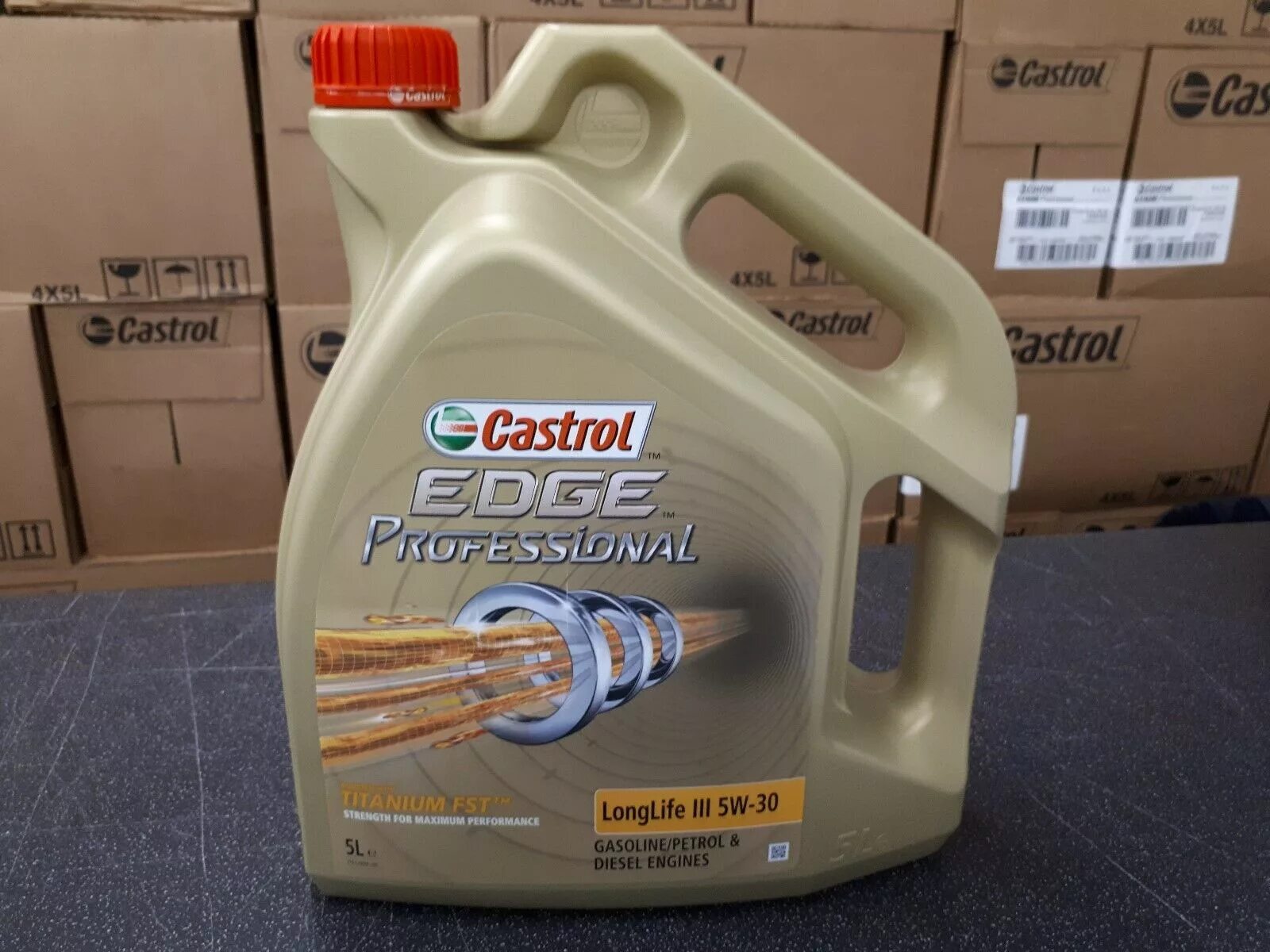 Castrol long life. Castrol professional 5w30. Castrol Edge 5w30 Longlife lll. Кастрол профессионал 5w30 Лонг лайф Эдж. Castrol 5w30 Longlife артикул.