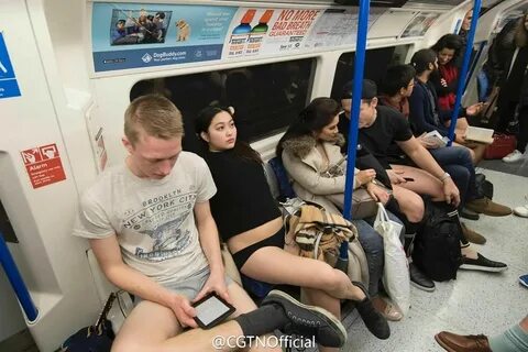 В общественном месте 18