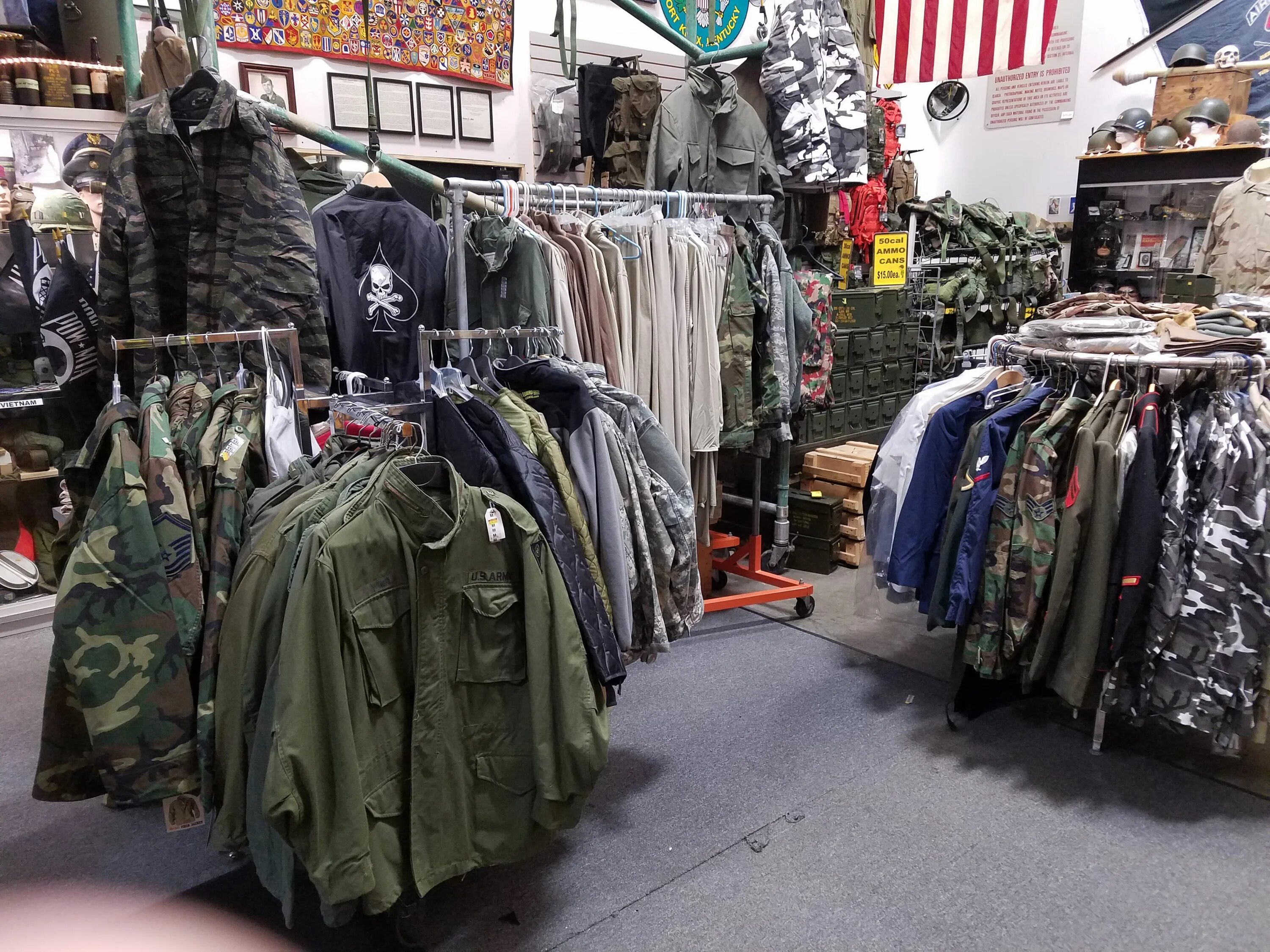 169 армия. Military Surplus Store. Army Surplus Store Houston. GIEHH 'S Army Surplus Store.. Милитари.