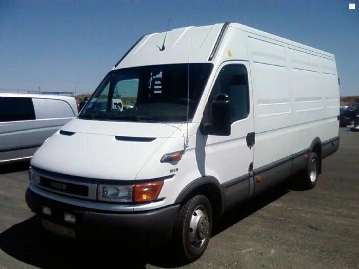 Ивеко 2000 года. Iveco Daily 35c11. Iveco Daily 35s15/e4. Ивеко Дейли 2000г. Ивеко 2000.