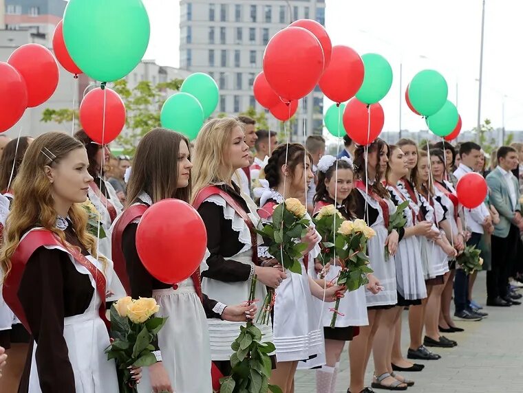 Звонка брест. Звонка брест. Выпускной в школе. 1 школа город брест. Звонка брест.
