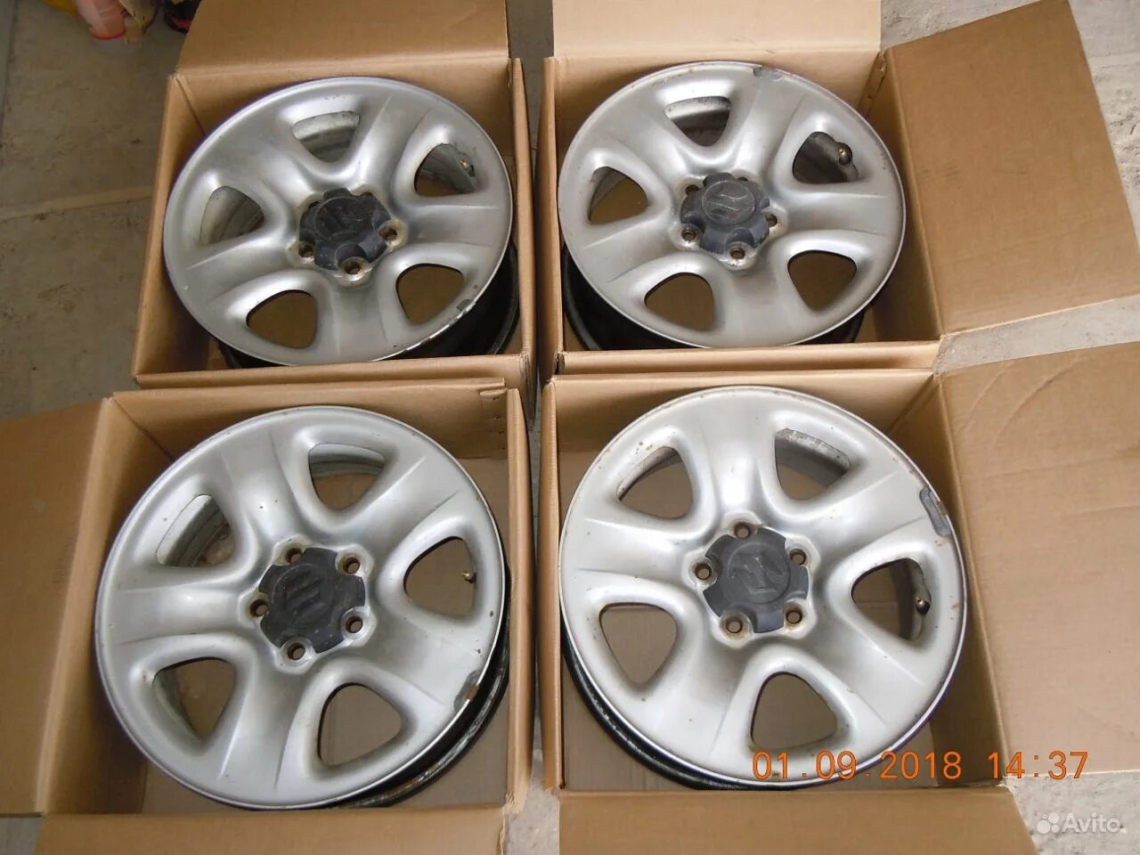 Оригинальные диски сузуки гранд витара. Штатные диски 17 гранд витара. Оригинальные диски сузуки гранд витара. Диски сузуки гранд витара r18 оригинальные. Литье на сузуки витара 17 радиус.