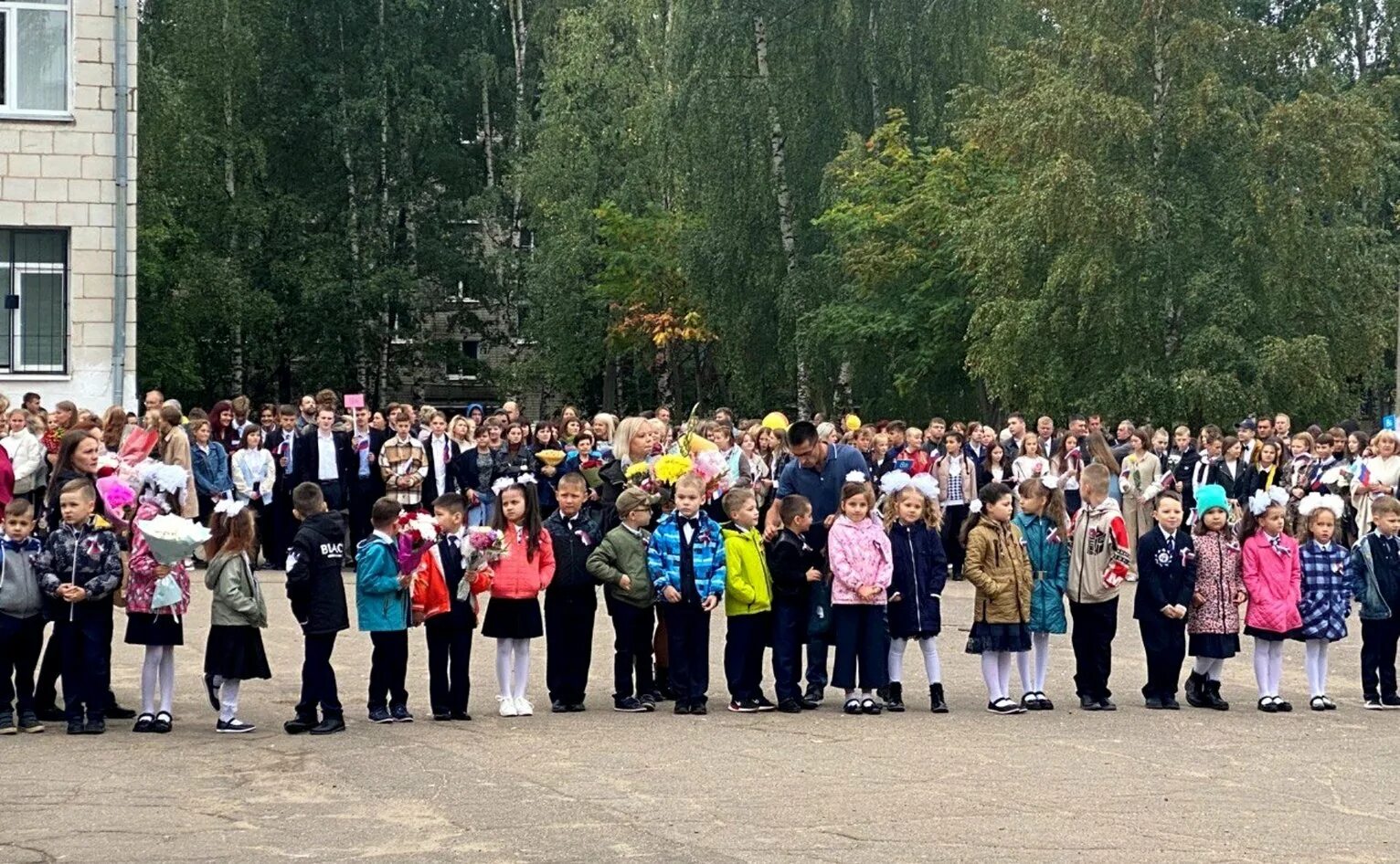 Караваевская школа электронный. Директор Караваевской школы Кострома. Караваевская средняя школа. Караваевская средняя школа Кострома. Караваевская школа учителя.