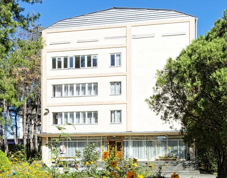 Гостевой дом афродита новый афон абхазия. Пицунда парус. Новый афон абхазия парус. Санаторий парус абхазия фото. Пицунда парус.