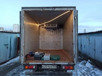 Под будкой