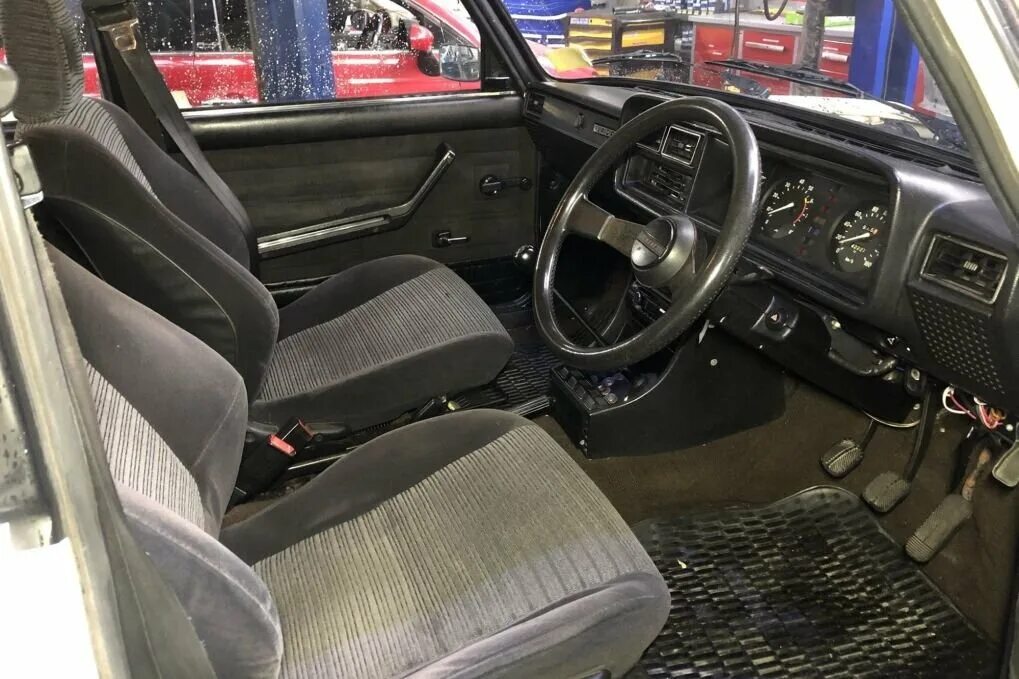 Семерка на автомате. Ваз 2106 акпп. Ваз 2105 акпп. Экспортная ваз 2107 автомат. Семерка на автомате.