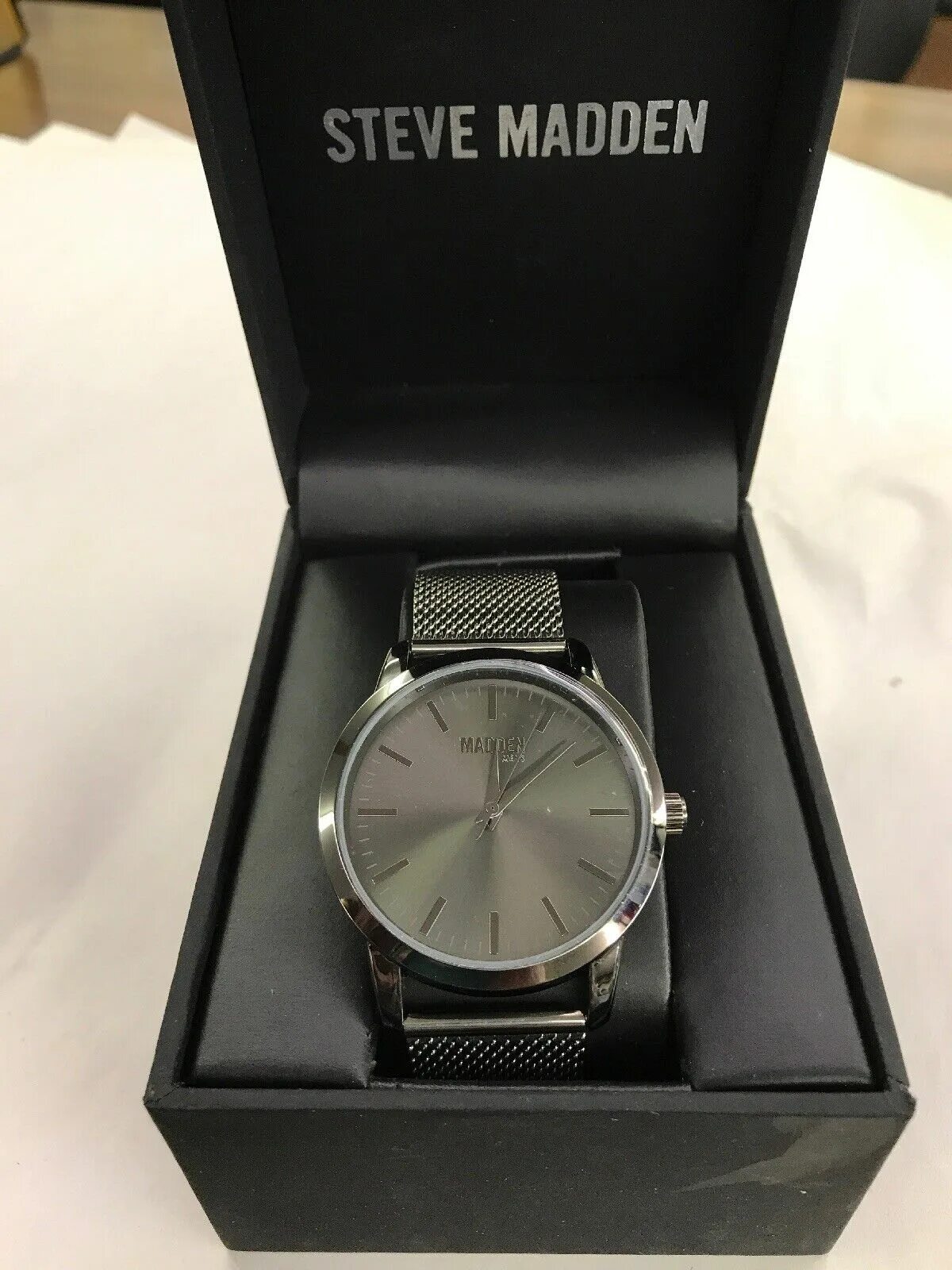 Steve watch. Steve madden часы.