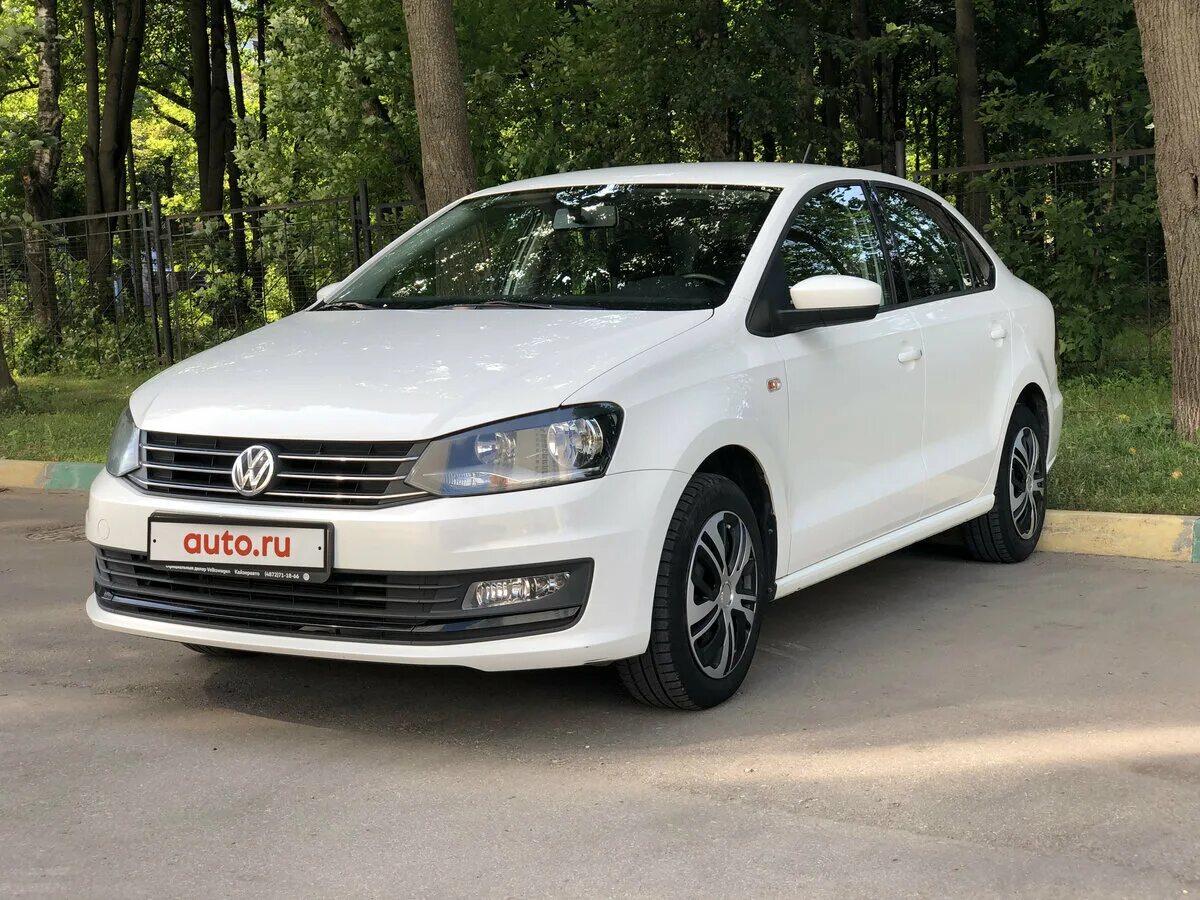 Фольксваген поло 2017. Volkswagen Polo 2017 белый. Фольксваген поло седан 2017. Фольксваген поло 2017 белый. Фольксваген поло 2017 года выпуска