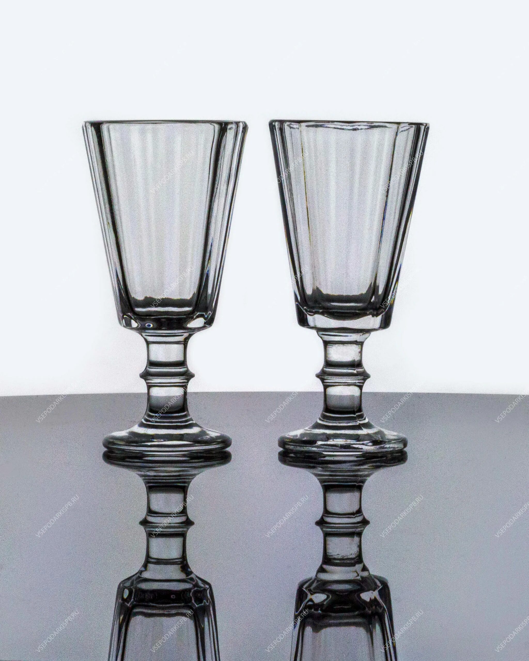 Рюмка лафитник 25 мл. Рюмки граненые лафитники. Рюмки лафитники клеймо дхз. Набор хрустальных граненных рюмок "старорусский 2". Бахметьевский хрустальный лафитник 200мл.