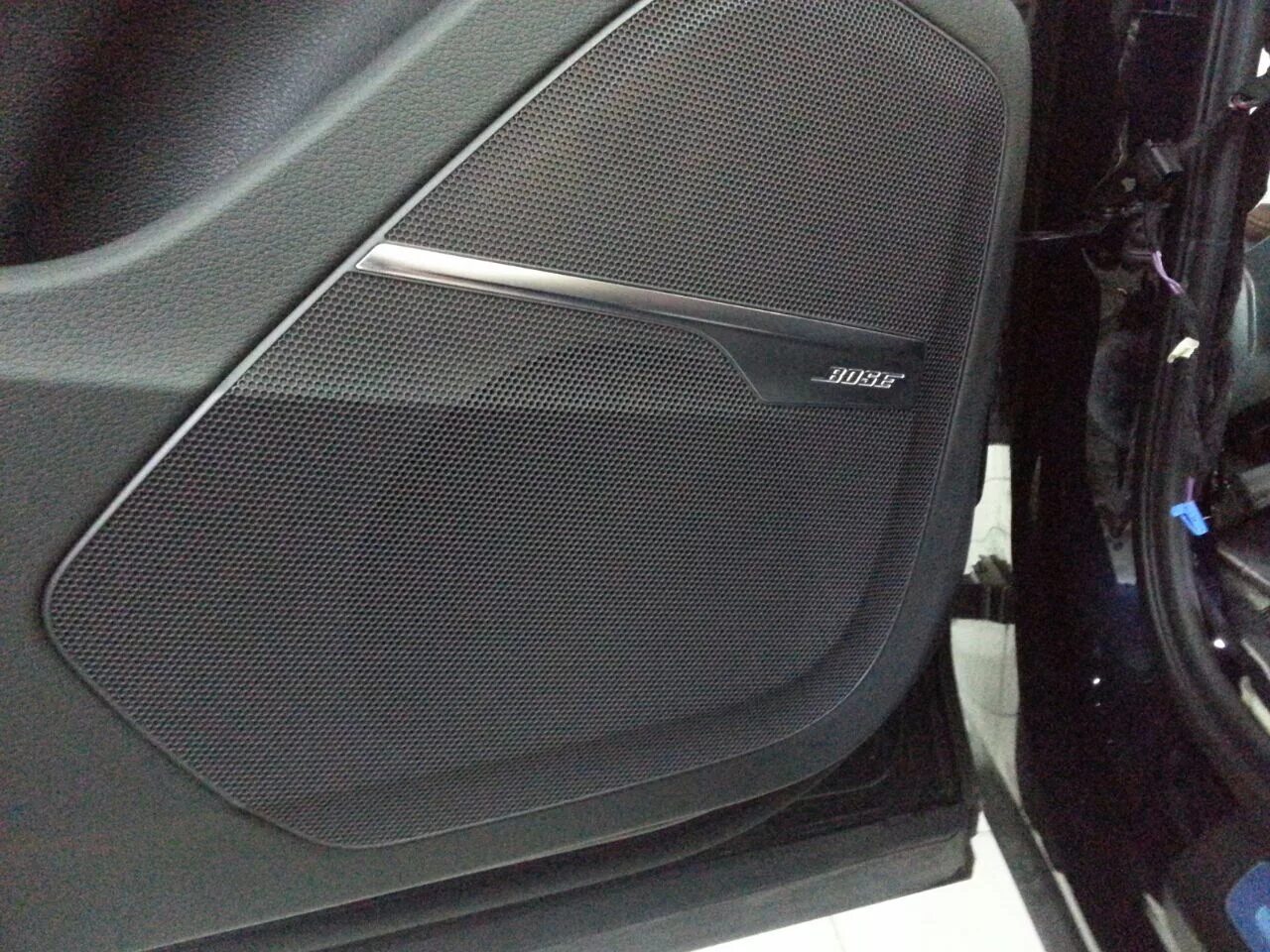 Решетка динамика Ауди q7. Audi q7 Bose. Audi q7 Sound System. Акустика Bose Audi q7 2021.