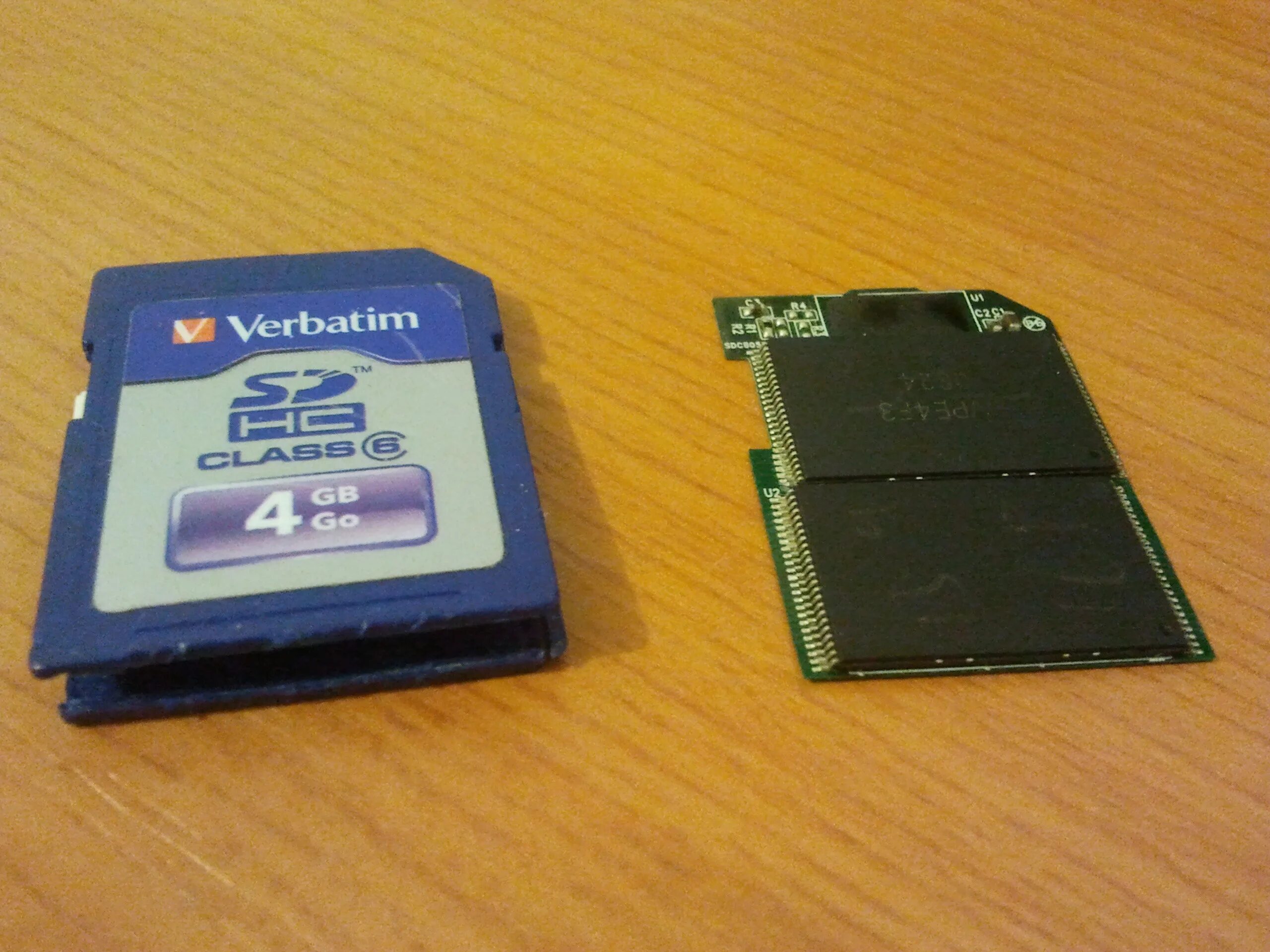 Cd карта купить. Карта памяти GAMECUBE. SD Card. MICROSD В разборе. SDHC карта.