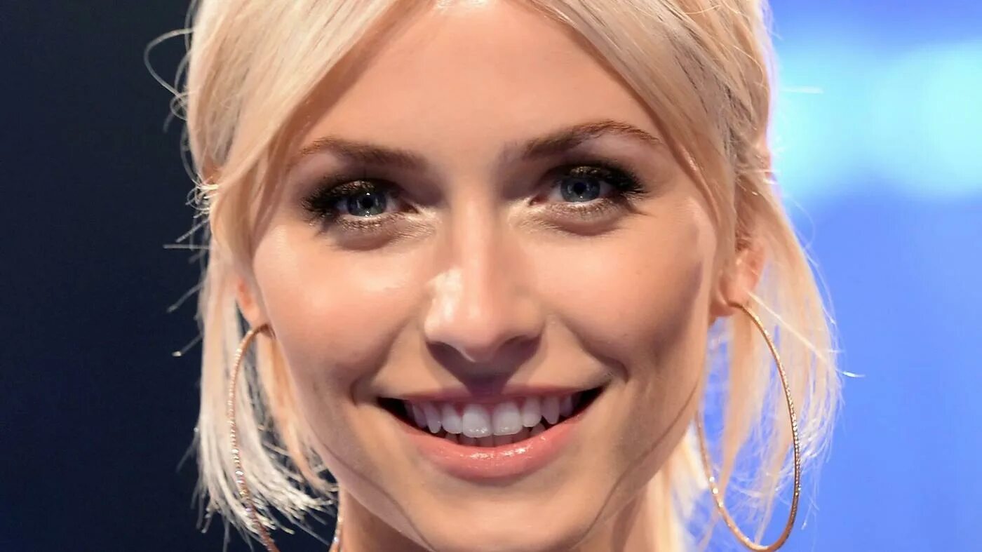 Lena big. Lena Gercke. Модель Лена Герке.