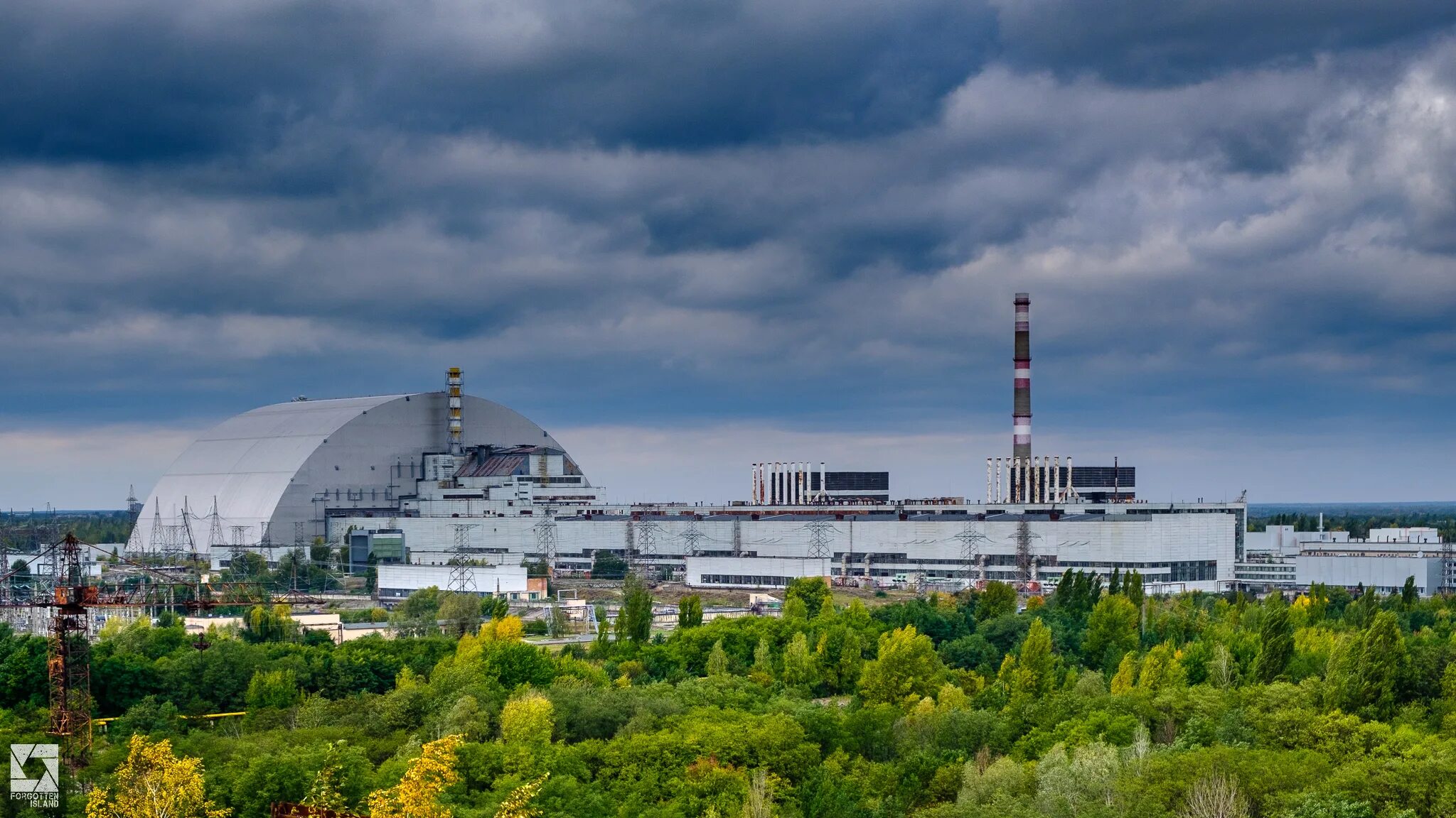 Chernobyl nuclear. Чернобыльская АЭС. Припять Чернобыль атомная станция. Атомная энергостанция Чернобыль. 4 Энергоблок ЧАЭС.