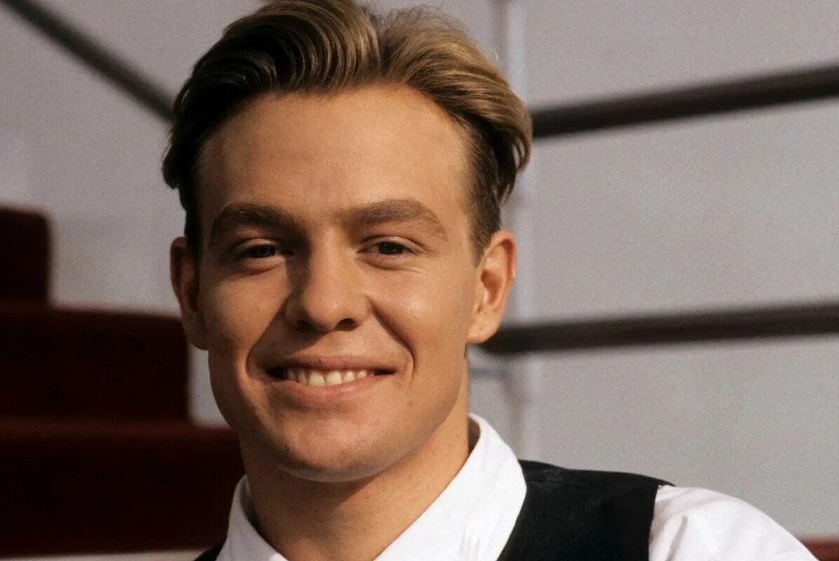 Jason donovan. Джейсон донован австралийский актёр. Jason donovan. Jason donovan. Jason donovan ten good reasons 1989.