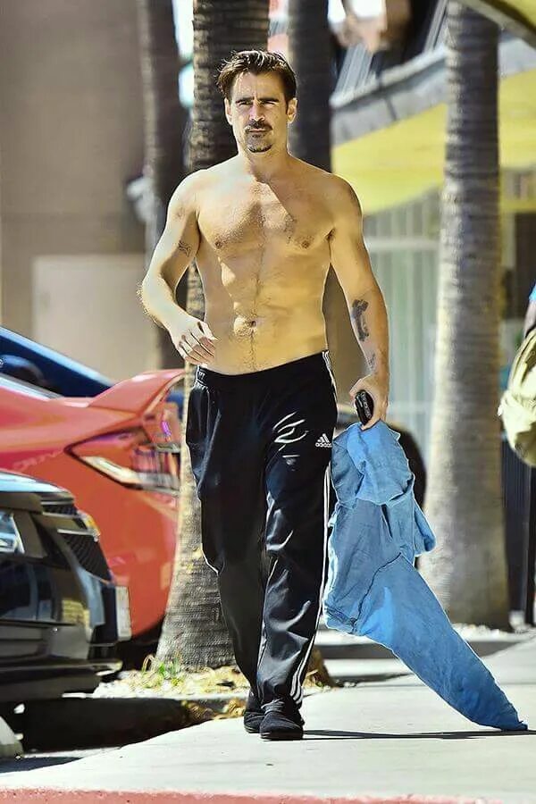 Колин фаррелл в полный рост. Рост колина фаррелла. Кроссовки колин фаррелл. Колин фаррелл рост. Колин фаррелл 2018.