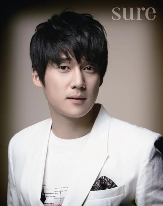 Хван чхан-сон корейский певец. Хван чхан-сон. Чон чхан сон фото. Фото сон чхан ый. Чон чхан актер.