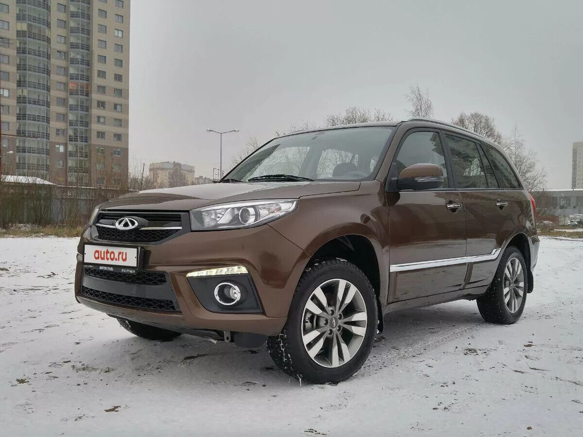 Чери тигго 7 с пробегом купить. Chery Tiggo 3 коричневый. Черри Тигго 3 коричневая. Чери Тиго 3 механика. Черри Тиго 6 коричневая.