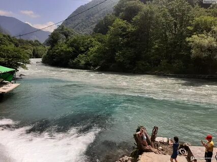 Вода в гаграх