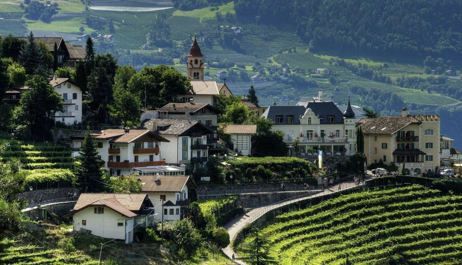 Из которых расположено именно в. Южный Тироль Больцано. Bolzano Италия. Провинция Больцано провинции Италии. South Tyrol Италия.