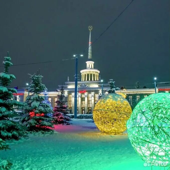 Петрозаводск новый год программа. Петрозаводск новый год программа. Площадь кирова петрозаводск новый год. Петрозаводск новый год. Петрозаводск вокзал новый год 2021.