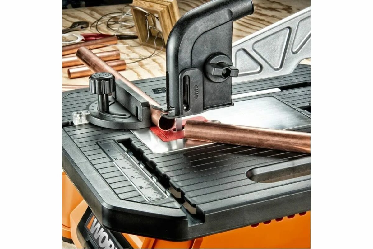 Торцовочная пила skil. Торцовочная пила crown. Ленточная пила makita 2107fk. Нож пила мм2. Лобзиковый станок по дереву worx wx.