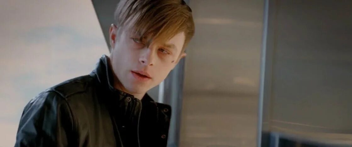 пол джаматти новый человек паук 2. эндрю гарфилд человек. новый человек высокое напряжение актер. гарри осборн человек паук 2014. новый человек-паук высокое напряжение джейми фокс.