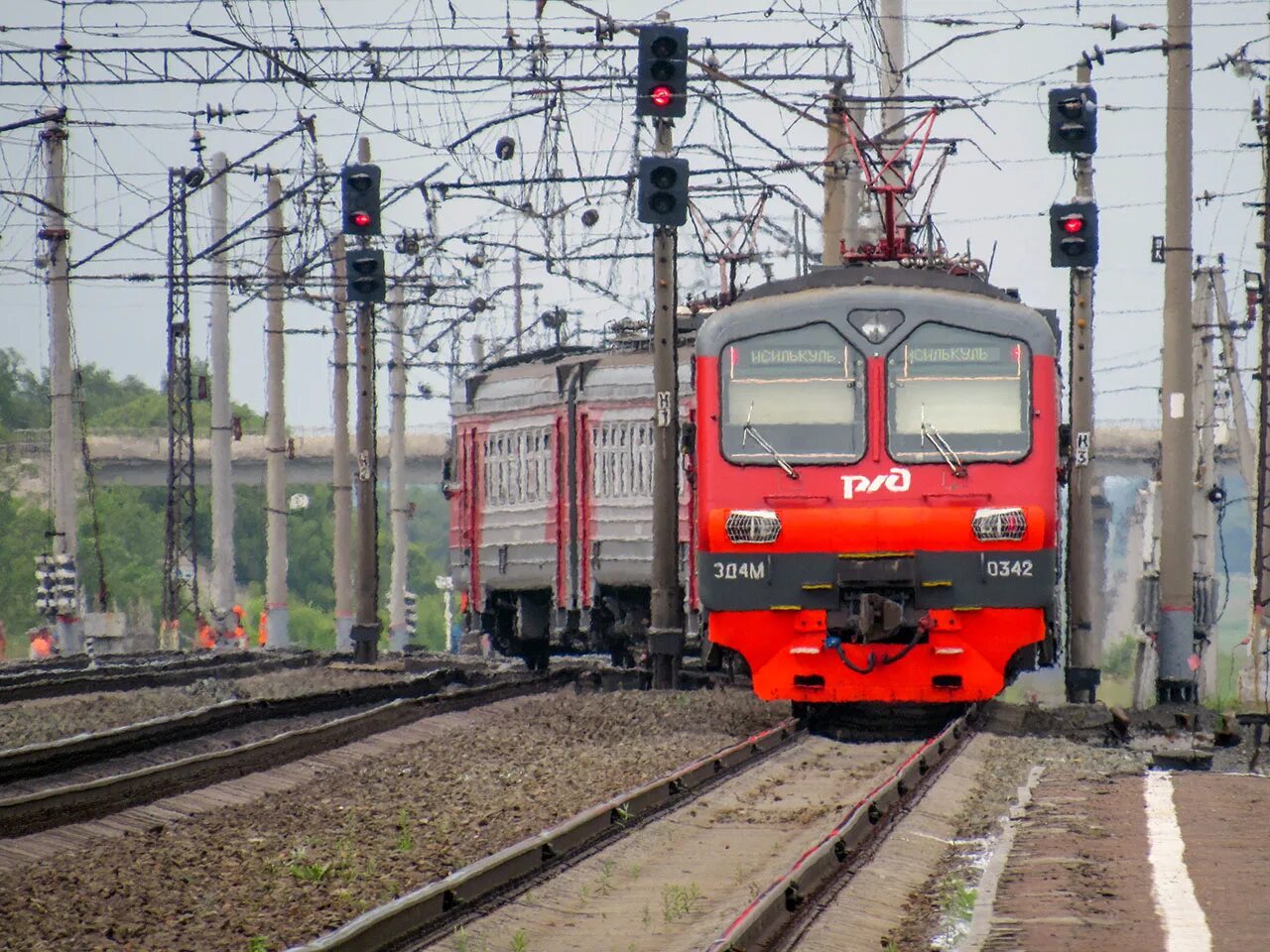 Железная дорога петропавловск омск. Электричка омск петропавловск казахстан. Петропавловск казахстан вокзал. Железная дорога петропавловск омск. Станция исилькуль электричка.
