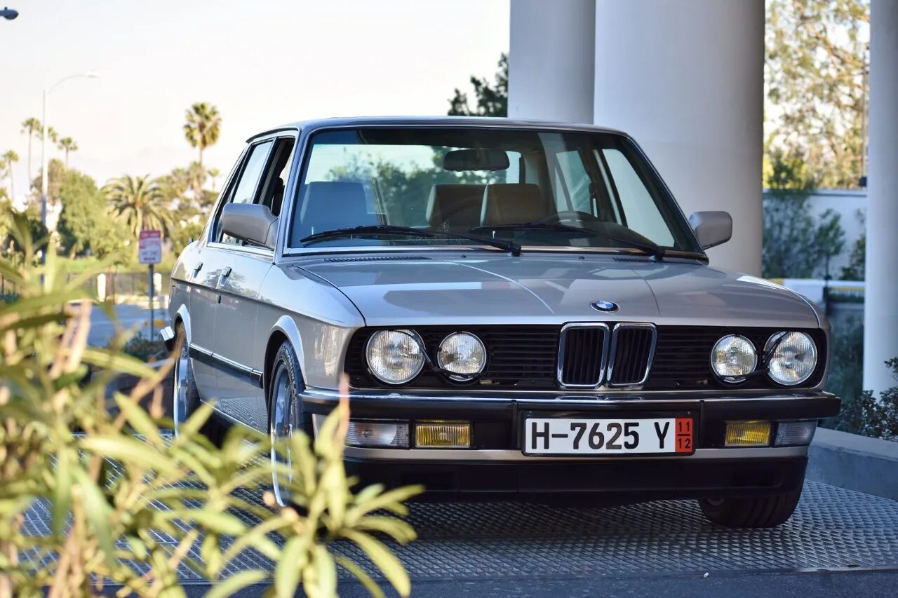 М 535. Bmw e28 1988. bmw 535i 1990. bmw 1988. бмв 1988г.