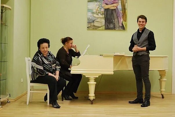 питер пение ахтубинск. вокальный университет. макияж для вокального конкурса. фестиваль конкурс творческие открытия диплом. в питере петь.