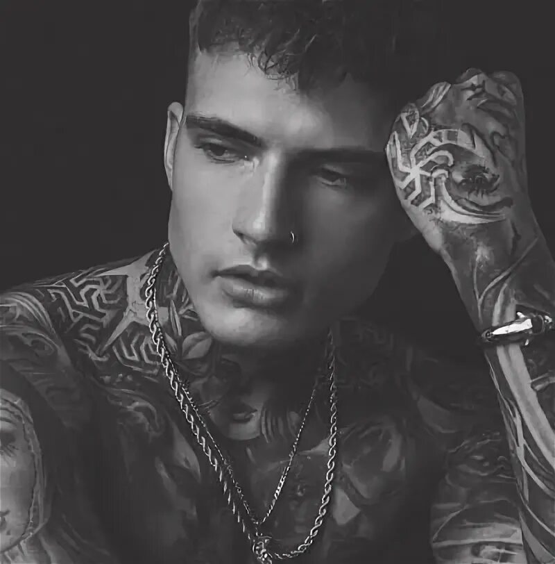 Чарли эдвардс. Charlieedwardz. Joshua edwards boxing. Чарли эдвардс модель. Charlie edwards model.