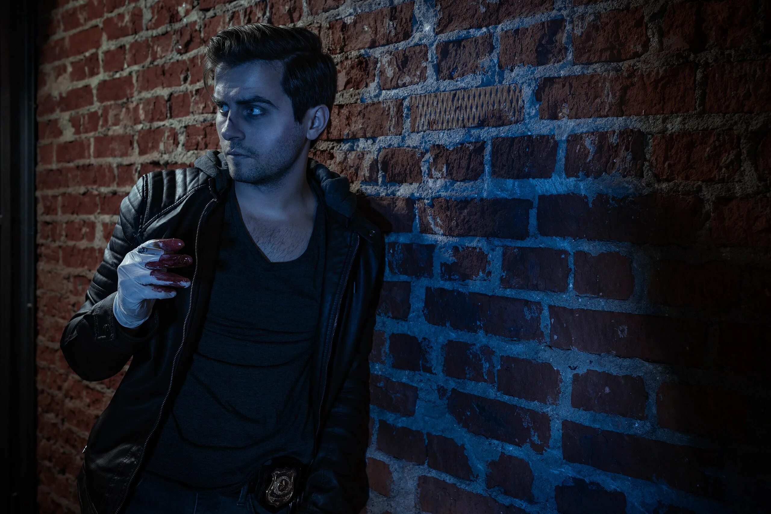 Грейсон фин. Grayson fin. Грейсон фин гэвин рид. Леон кеннеди косплей. Грейсон фин.