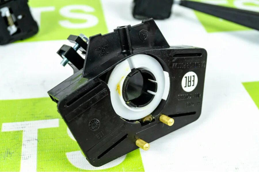 Соединитель подрулевых (улитка) переключателей веста. Соединитель подрулевых (улитка) переключателей веста. Соединитель подрулевых переключателей калина. 2108-3709305-01 переключатель подрулевой. Соединитель подрулевых (улитка) переключателей веста.